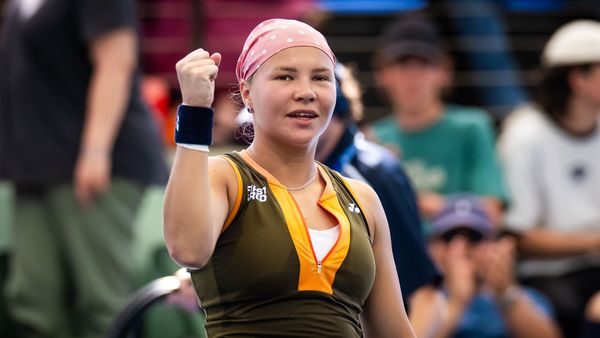 Diana_Shnaider_-_Adelaide_International_2026_-_Day_3-DSC_2495