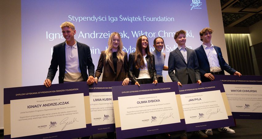 2025 iga swiatek foundation scholarship winners